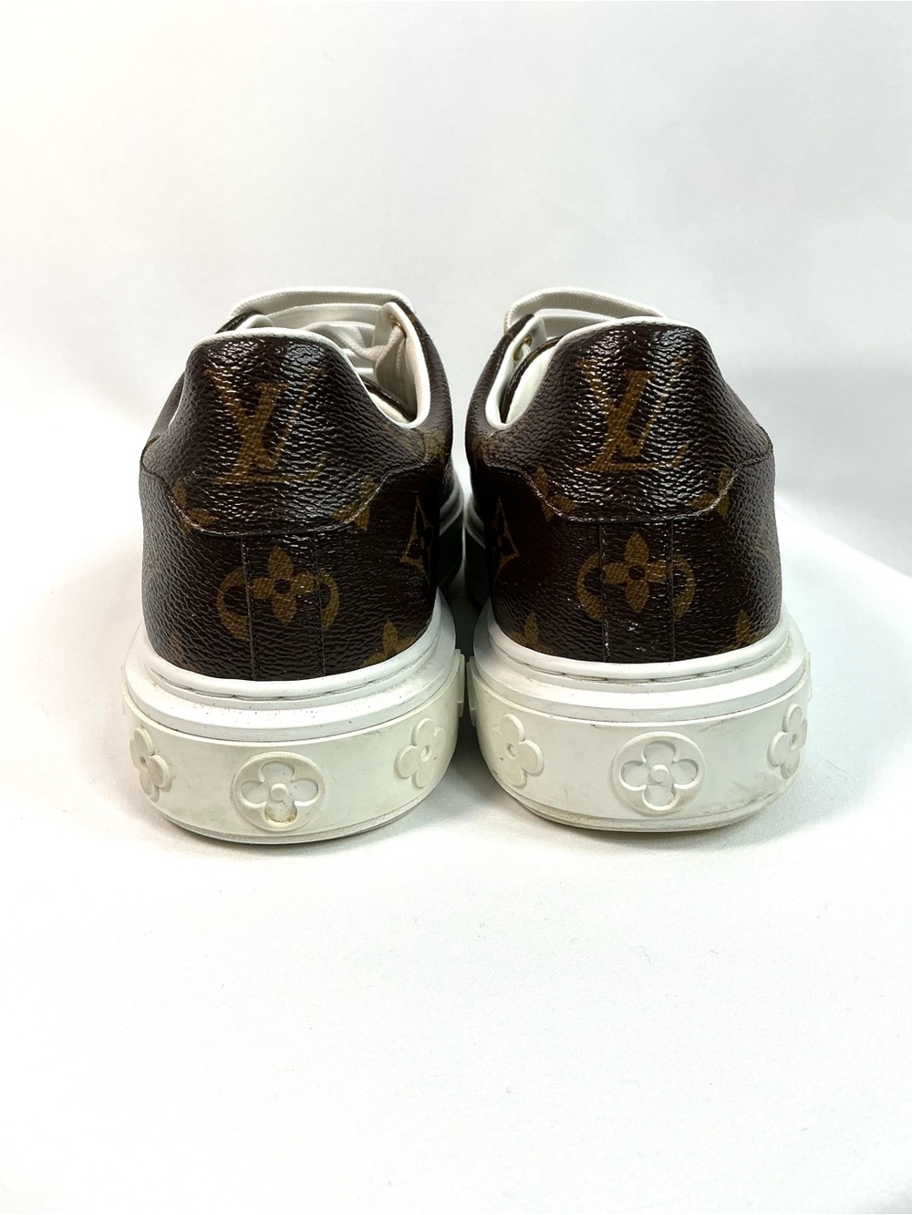 Louis Vuitton | Time Out Cacao Brown Monogram Canvas Low-Top Sneakers EU 39 - Picture 6 of 11